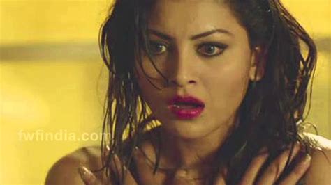 urvashi porn video|Urvashi Rautela Porn Videos 